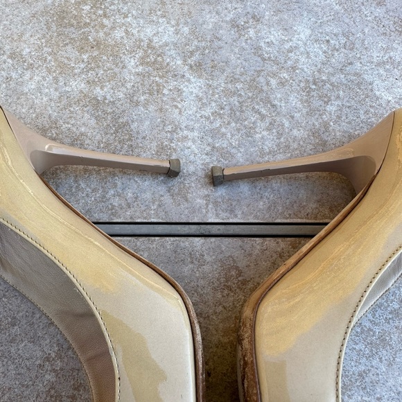 Jimmy Choo Beige Patent Leather - Picture 9 of 15